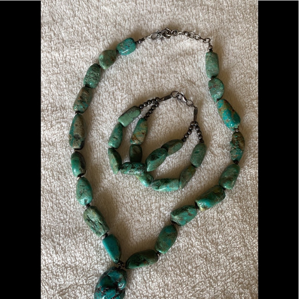 Turquoise necklace and bracelet